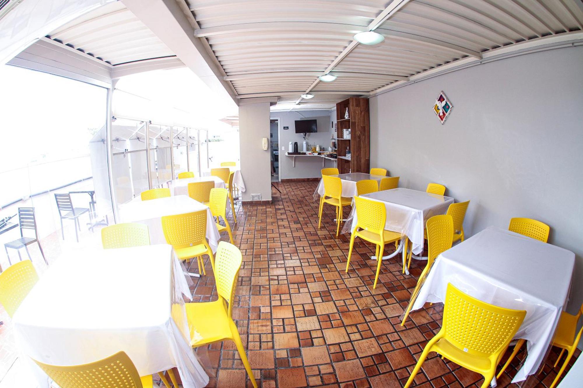 Esquina Batel - Hotel Economico Curitiba Buitenkant foto